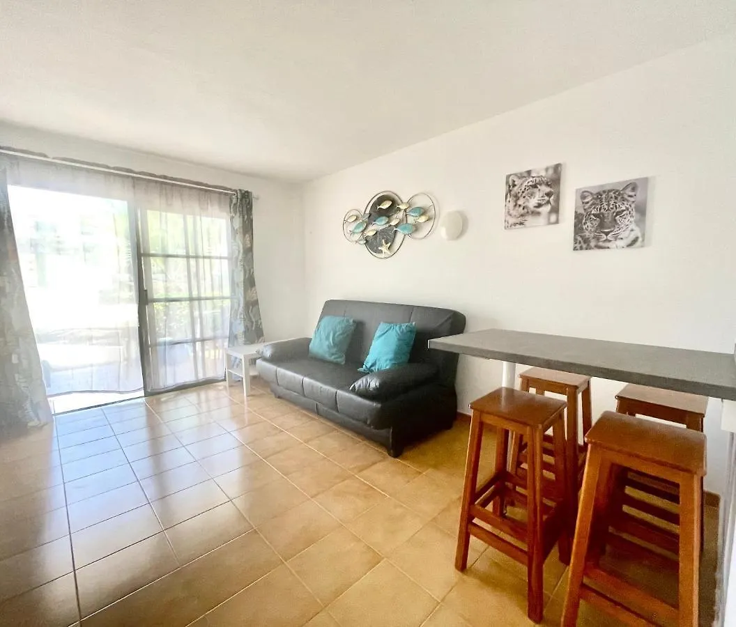 Twins Home Fuerte In Costa De Antigua Apartamento